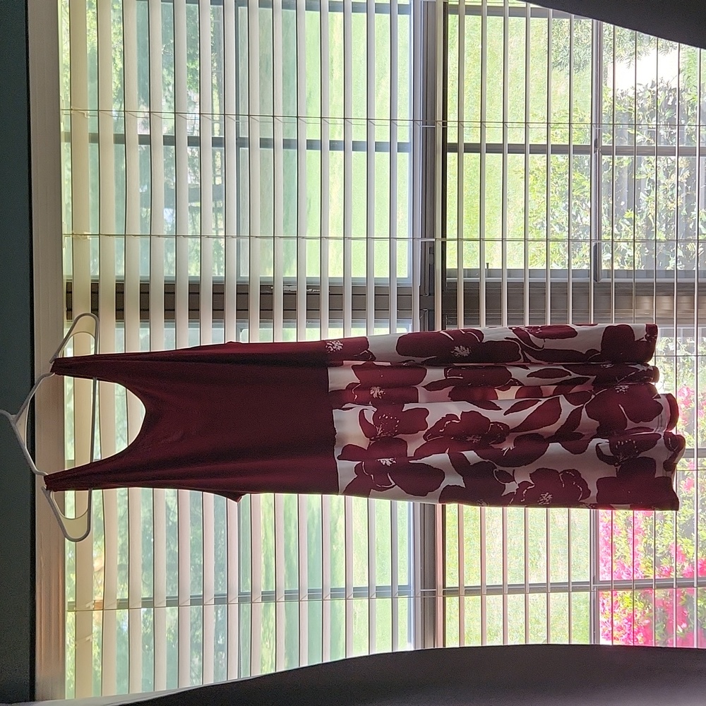 Dress - Picture 2 of 2